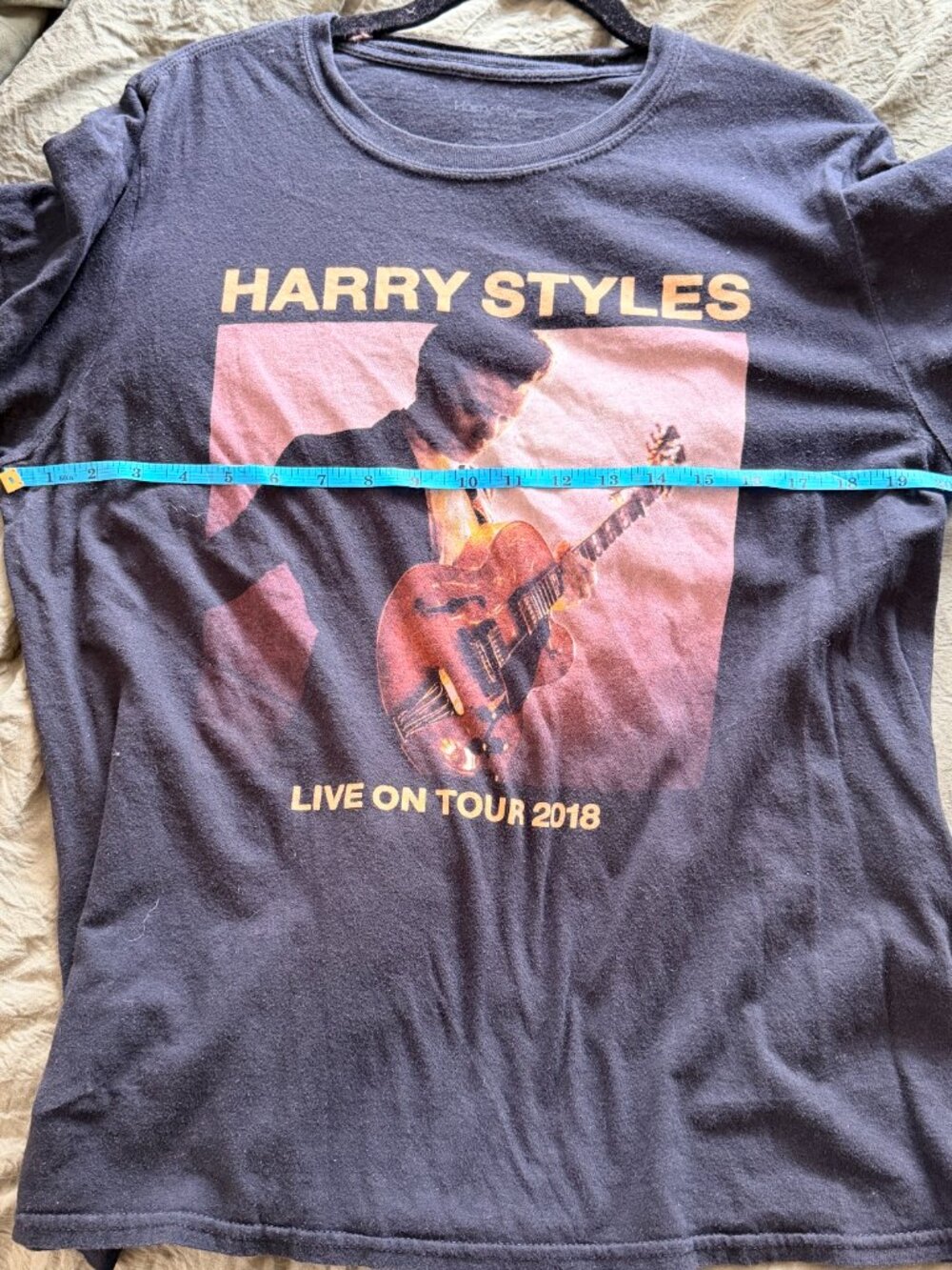 Harry Styles OG 2018 Live On Tour Tshirt - Medium - Picture 4 of 4